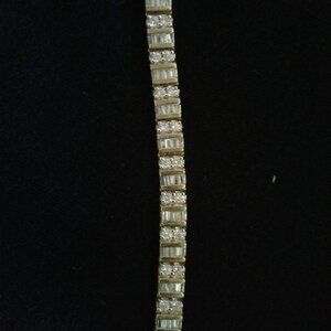 Diamonds International 7.5" Gold & Diamond Tennis Bracelet